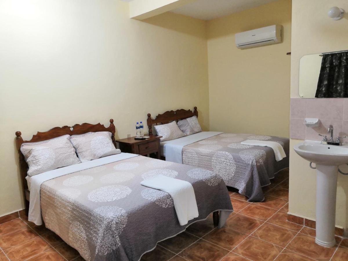 Nicte-Ha Hotell Xpujil Exteriör bild